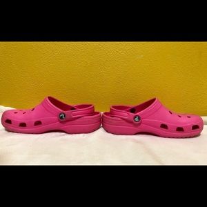 Crocs Classic Clogs - Candy Pink
